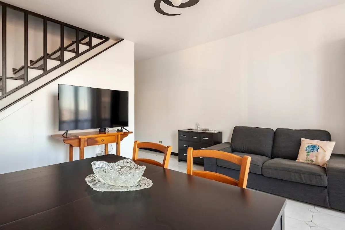 Apartment Genoa Between Mare, Monti & Gaslini
